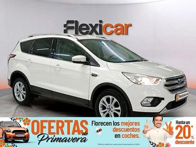 Usado Ford Kuga Titanium 120 CV (88 kW) 2017 Blanco SUV