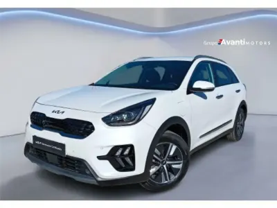 Usado Kia Niro 141 CV (103 kW) 2022 Blanco SUV