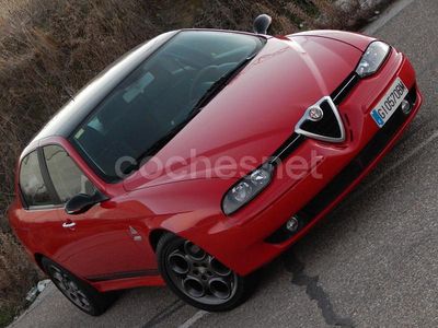 Usado Alfa Romeo 156 120 CV (88 kW) 1999 Rojo Berlina