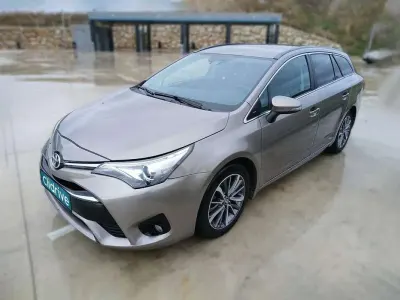 Usado Toyota Avensis