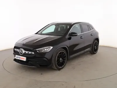 Usado Mercedes GLA200 AMG line 150 CV (110 kW) 2021 Negro SUV