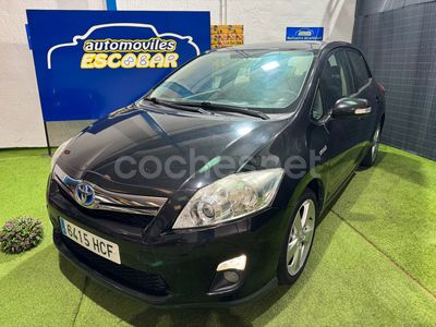 Toyota Auris Hybrid