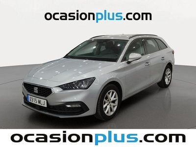 Usado Seat Leon Style 130 CV (95 kW) 2023 Gris plata Monovolumen