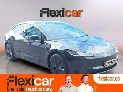 Używany Tesla Model 3