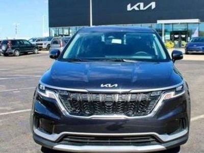 Usado Kia Carnival LX 290 CV (213 kW) 2024 Negro Monovolumen