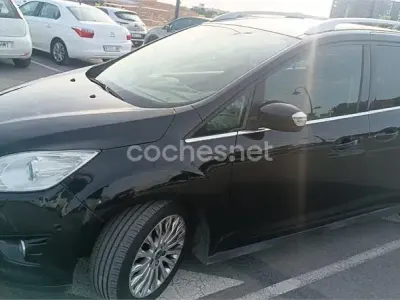 Usado Ford Grand C-Max Titanium 140 CV (102 kW) 2011 Negro Monovolumen