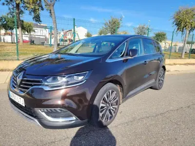 Usado Renault Espace Initiale Paris 160 CV (117 kW) 2016 Marrón Monovolumen