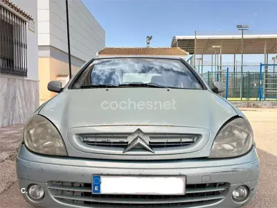 Usado Citroën Xsara 90 CV (66 kW) 2003 Verde Berlina