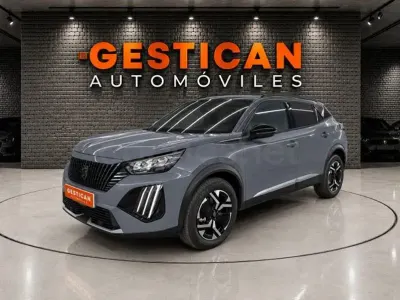 Usado Peugeot 2008 GT 136 CV (100 kW) 2024 Gris / plata SUV