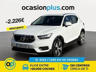 Blanco Usado 2021 Volvo XC40 Momentum SUV | 24.490 € (Un poco caro)