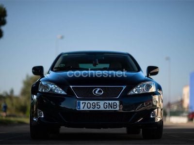 Lexus IS220d