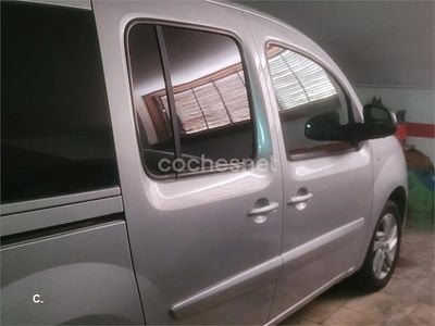 Usado Renault Kangoo 90 CV (66 kW) 2016 Gris / plata Monovolumen