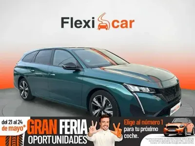 Usado Peugeot 308 SW Allure 131 CV (96 kW) 2022 Verde Familiar