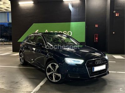 Używany Audi A3 Design 190 KM (139 kW) 2017 Niebieski Sedan/Limuzyna
