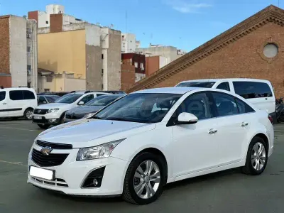 Usado Chevrolet Cruze LT 163 HP (119 kW) 2013 Branco Sedan
