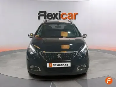 Usado Peugeot 2008 Allure 110 CV (80 kW) 2018 Negro SUV