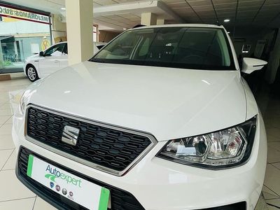 Usado Seat Arona Style 95 CV (69 kW) 2017 Blanco SUV