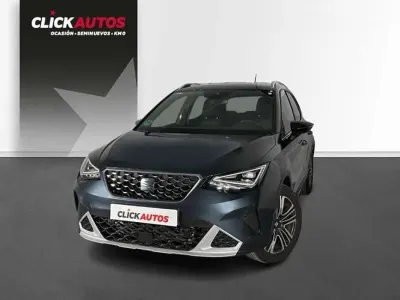 Usado Seat Arona Xperience 110 CV (80 kW) 2023 Gris SUV