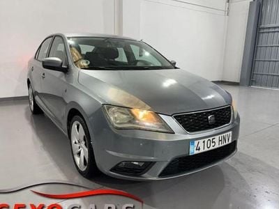 Gris / plata Usado 2013 Seat Toledo Reference Berlina | 7000 € (Precio justo)