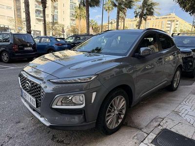 Usado Hyundai Kona 120 CV (88 kW) 2019 Gris SUV