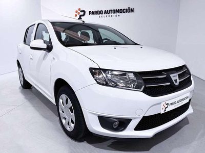 Blanco Usado 2015 Dacia Sandero Lauréate Utilitario | 7900 € (Precio justo)