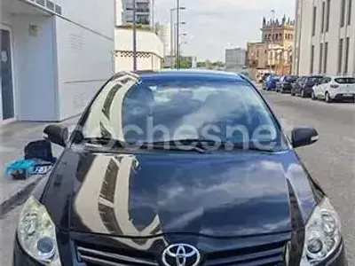 Usado Toyota Auris Live 90 CV (66 kW) 2010 Negro Utilitario
