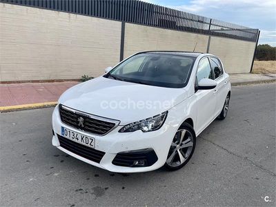 Usado Peugeot 308 Style 120 CV (88 kW) 2018 Blanco Berlina