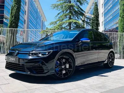Usado VW Golf VIII R 333 CV (244 kW) 2023 Negro Berlina