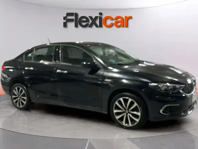 Begagnad Fiat Tipo