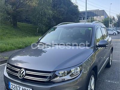 Usado VW Tiguan Sport 140 CV (102 kW) 2014 Gris / plata SUV