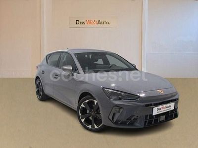 Usado Cupra Leon 150 CV (110 kW) 2024 Gris / plata Berlina