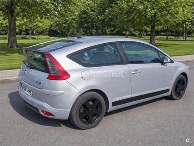Usado Citroën C4 VTR Sport 110 CV (80 kW) 2006 Gris / plata Berlina