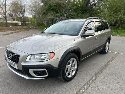 Usado Volvo XC70 Summum 163 CV (119 kW) 2011 Beige Familiar