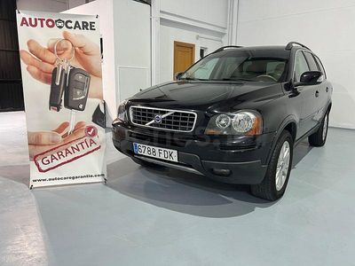 Käytetty Volvo XC90 Kinetic 185 HP (136 kW) 2006 Musta Katumaasturi