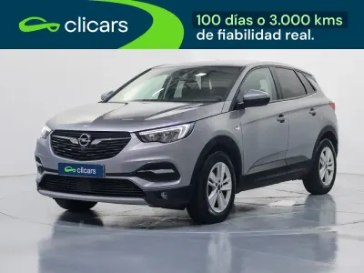 Usado Opel Grandland X Selective 130 CV (95 kW) 2020 Gris / plata SUV