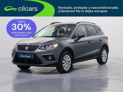 Usado Seat Arona Reference 95 CV (69 kW) 2018 Gris / plata SUV