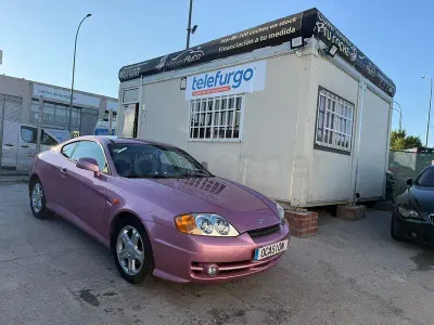 Usado Hyundai Coupé 138 CV (101 kW) 2004 Rosa Coupe