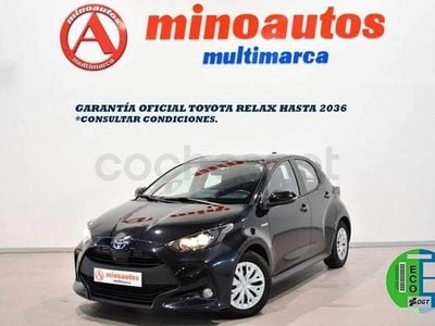 Usado Toyota Yaris Hybrid Business Edition 116 CV (85 kW) 2021 Negro Berlina