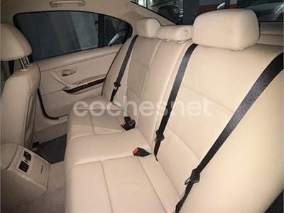 Usado BMW 318 129 CV (94 kW) 2006 Negro Berlina