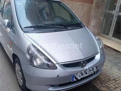 Gris / plata Usado 2003 Honda Jazz LS Utilitario | 2800 €