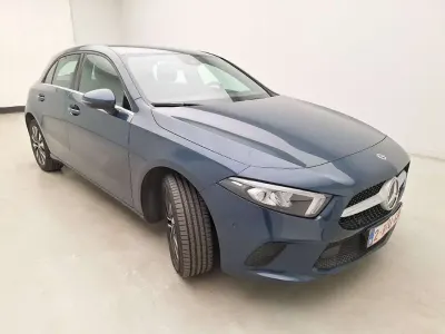 Usado Mercedes A250 218 CV (160 kW) 2022 Azul Utilitario