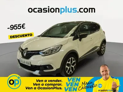 Usado Renault Captur Zen 120 CV (88 kW) 2017 Beige SUV