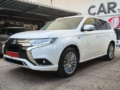 Usado Mitsubishi Outlander P-HEV