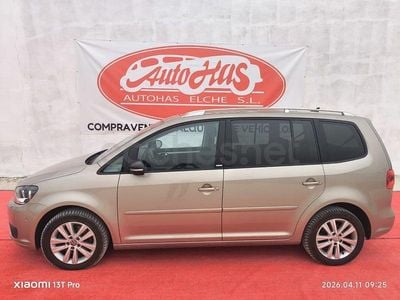 Usado VW Touran Advance 140 CV (102 kW) 2013 Beige Monovolumen