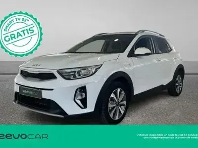 Usado Kia Stonic 79 CV (58 kW) 2025 Blanco SUV