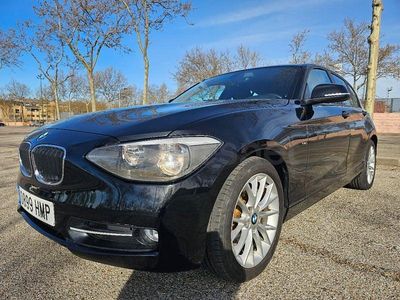 Usado BMW 120 Sport Line 184 CV (135 kW) 2012 Negro Utilitario
