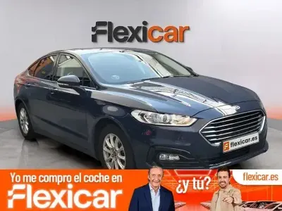 Usado Ford Mondeo ST-Line 187 CV (137 kW) 2021 Azul Familiar