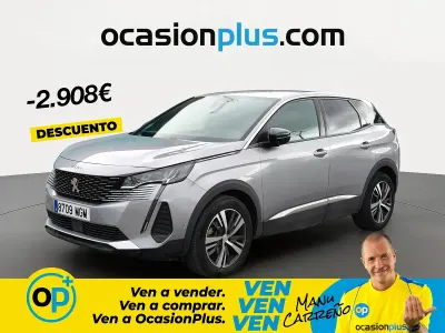Usado Peugeot 3008 Allure 130 CV (95 kW) 2023 Gris / plata SUV