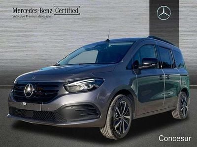 Gris Usado 2024 Mercedes EQT200 Monovolumen | 32.500 €