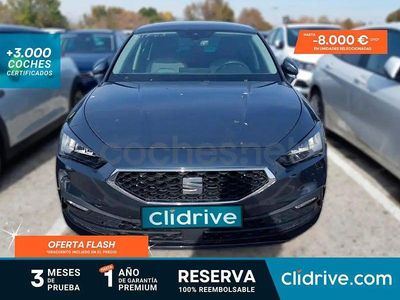 Usado Seat Leon Style 150 CV (110 kW) 2021 Gris / plata Berlina